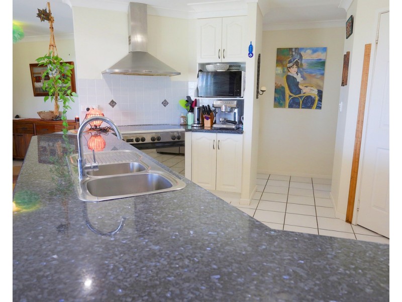 9 Monaco Drive, Zilzie QLD 4710