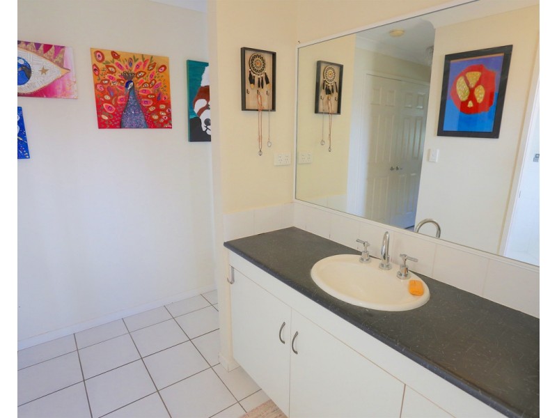 9 Monaco Drive, Zilzie QLD 4710