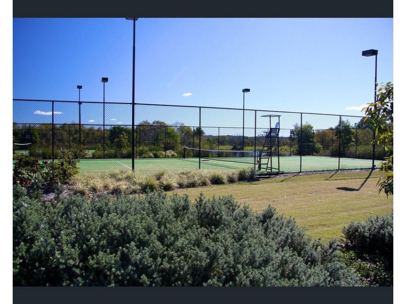 6 Barclay Avenue, Zilzie QLD 4710