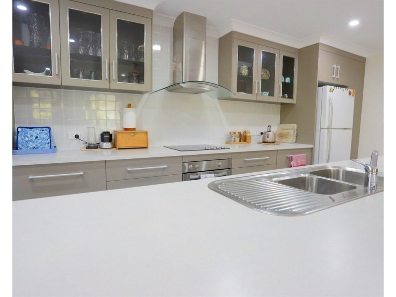37 Tasman Crescent, Yeppoon QLD 4703