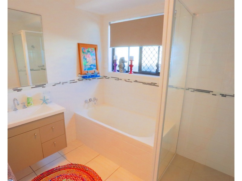 37 Tasman Crescent, Yeppoon QLD 4703