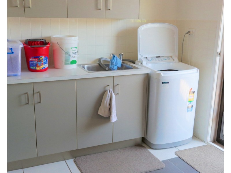 37 Tasman Crescent, Yeppoon QLD 4703