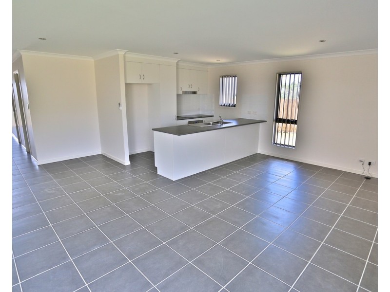 50 Eagle Heights, Zilzie QLD 4710