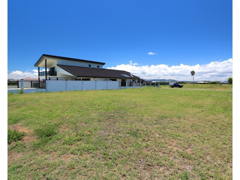 81 Monaco Drive, Zilzie QLD 4710