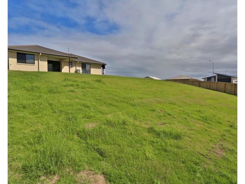 23 Falcon Crest, Zilzie QLD 4710