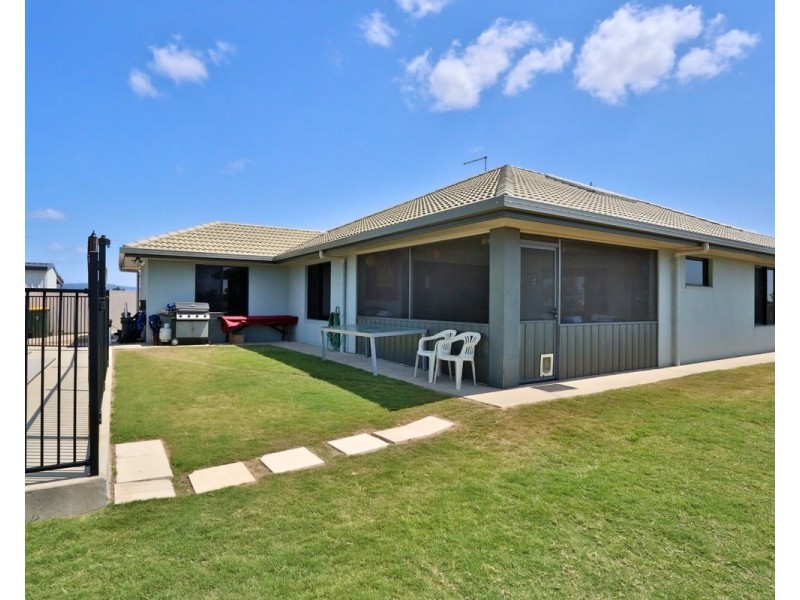 1 Timbers Beach Road, Zilzie QLD 4710