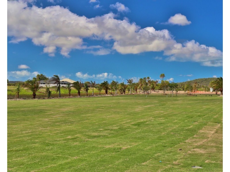1 Timbers Beach Road, Zilzie QLD 4710