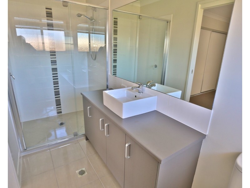 2 Barramundi Street, Mulambin QLD 4703