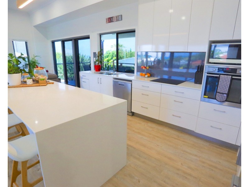 38 Paradise Way, Emu Park QLD 4710