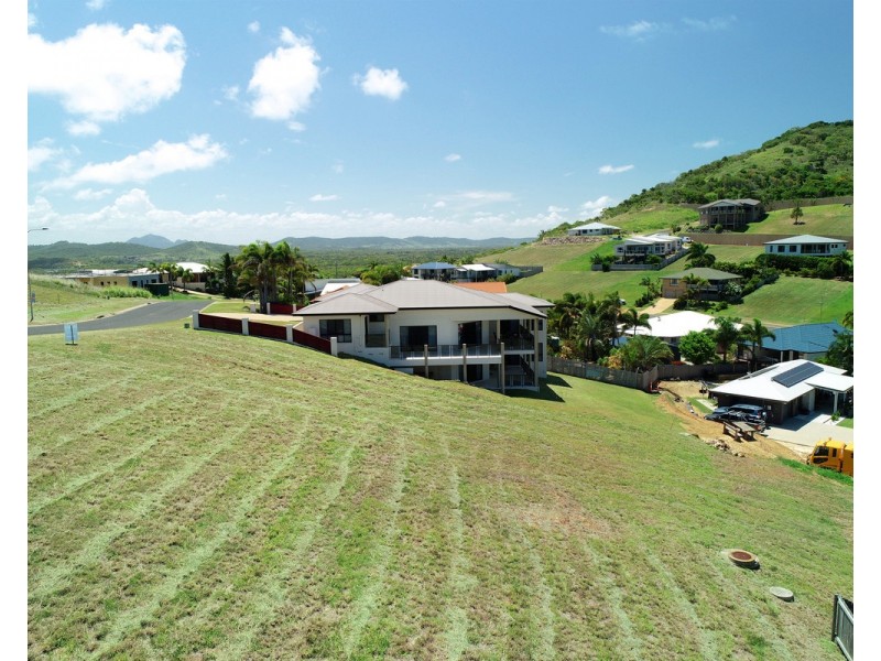 13 Paradise Way, Emu Park QLD 4710