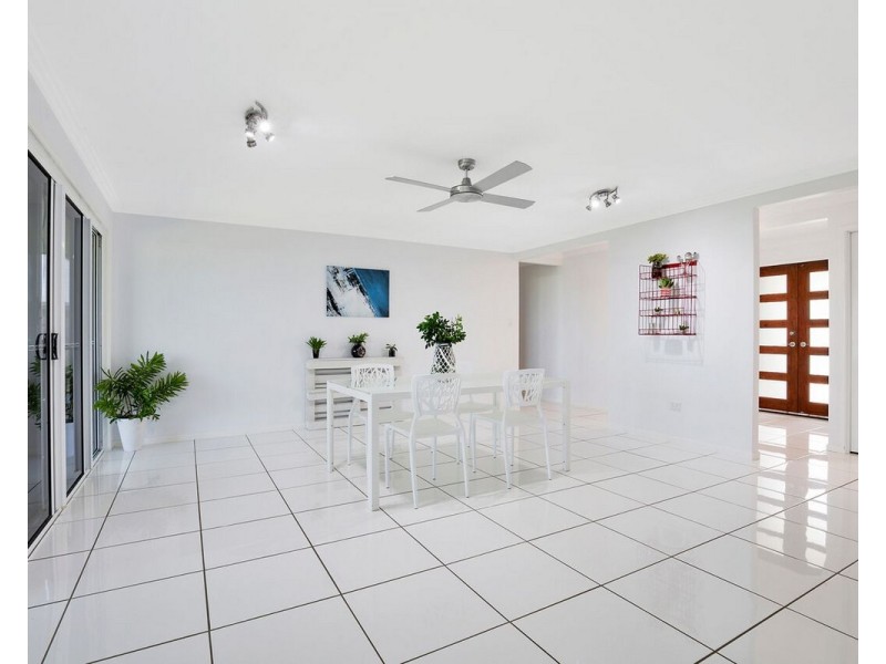 53 Valley Park Road, Zilzie QLD 4710