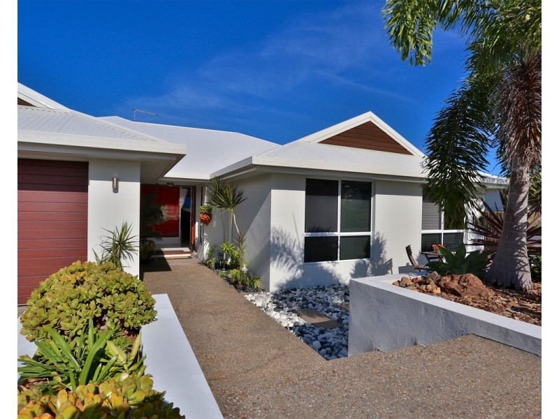 53 Valley Park Road, Zilzie QLD 4710