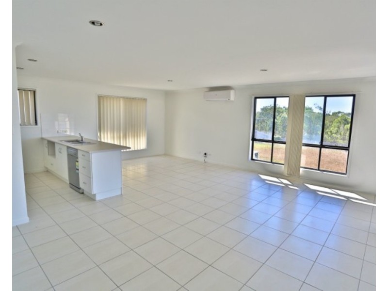8 The Ridge Way, Zilzie QLD 4710