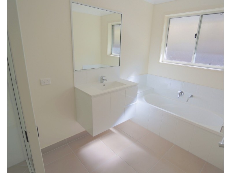 1 Seaspray Drive, Zilzie QLD 4710