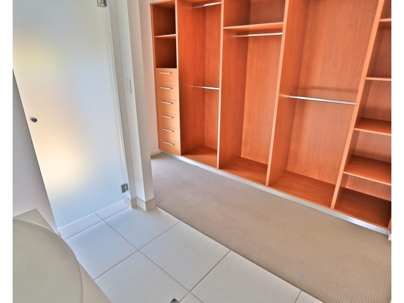 33 Cocoanut Point Drive, Zilzie QLD 4710