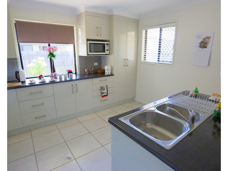 14 Riviera Way, Mulambin QLD 4703