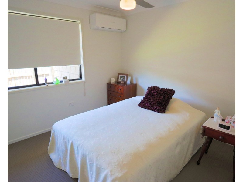 14 Riviera Way, Mulambin QLD 4703