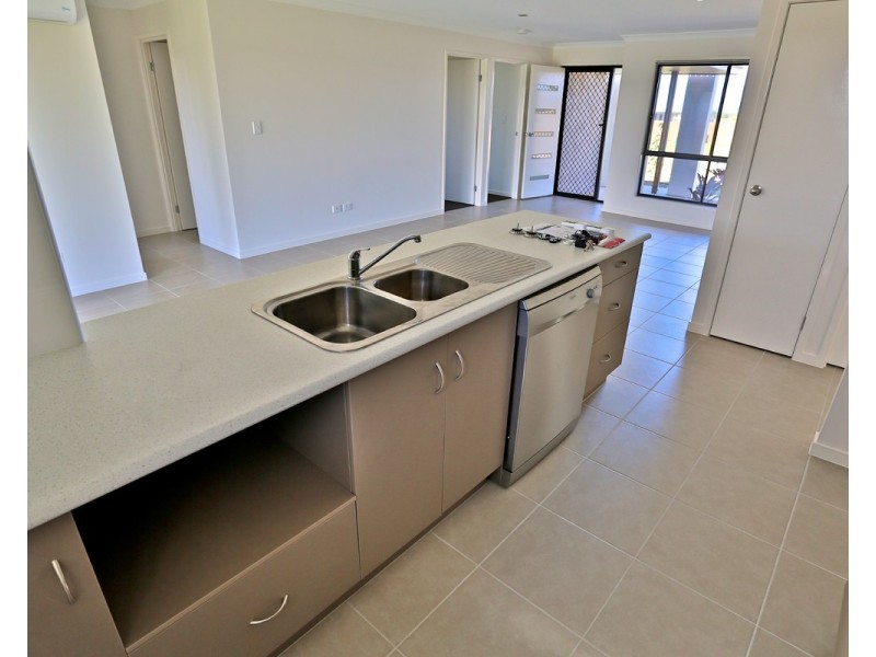 26 Timbers Beach Road, Zilzie QLD 4710