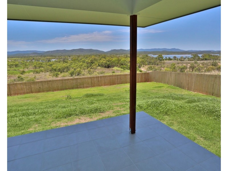 44 Falcon Crest, Zilzie QLD 4710