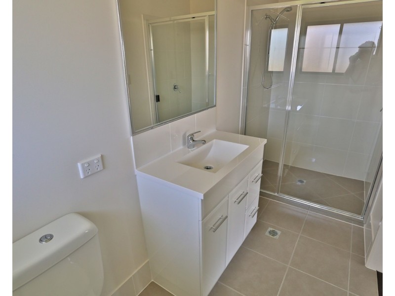 44 Falcon Crest, Zilzie QLD 4710