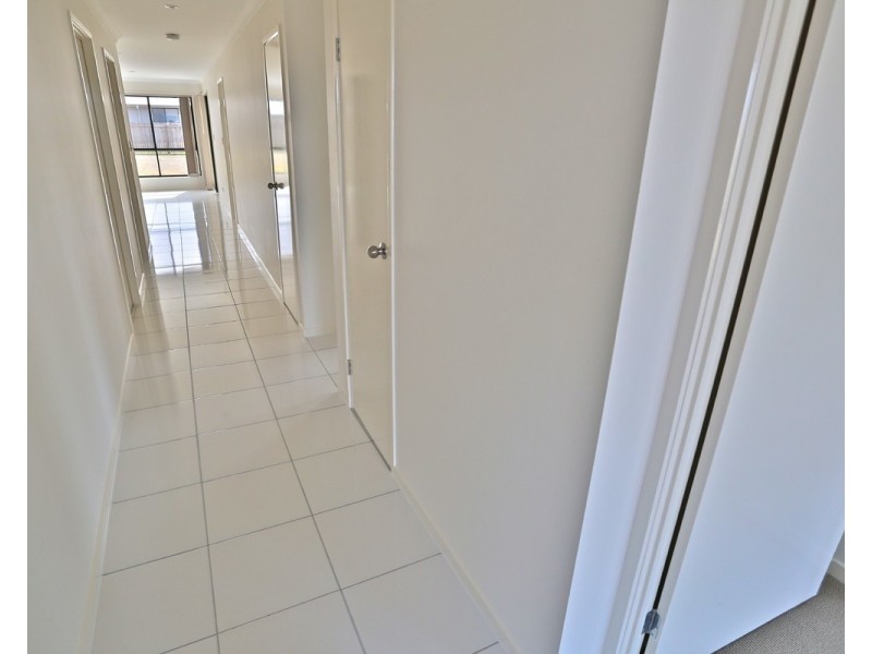 24 Timbers Beach Road, Zilzie QLD 4710