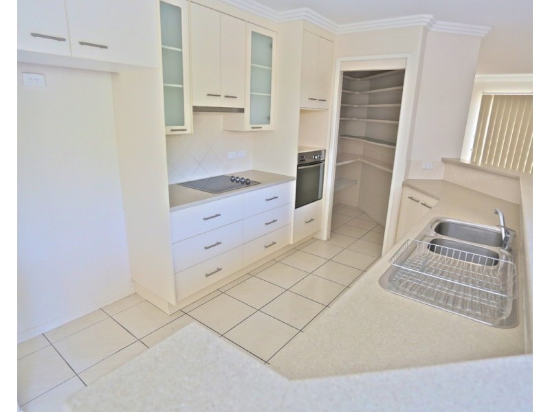 29 Nerita Avenue, Emu Park QLD 4710