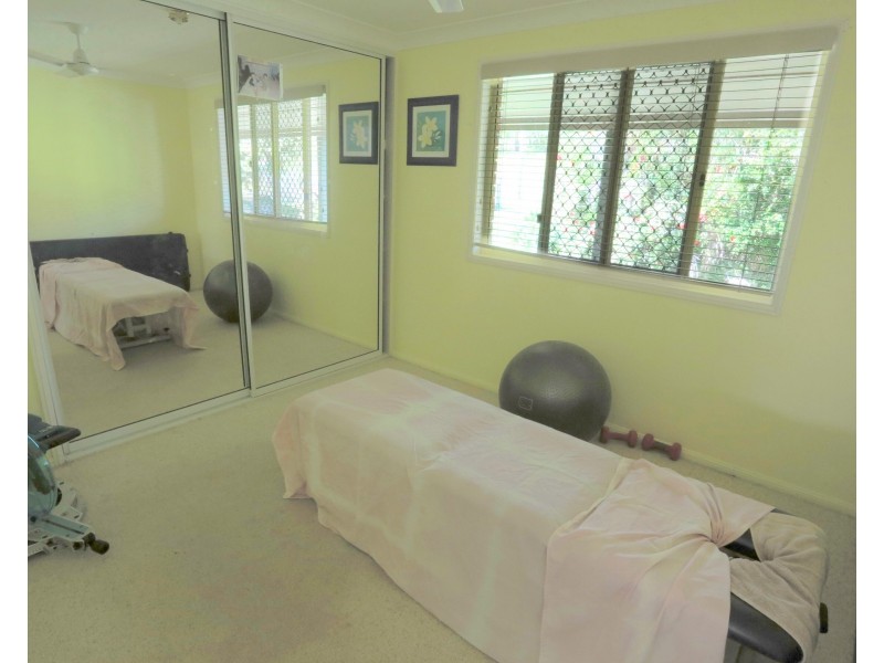 24 Nelson Street, Emu Park QLD 4710
