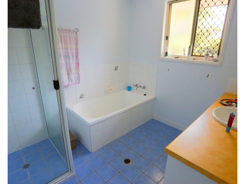 24 Nelson Street, Emu Park QLD 4710