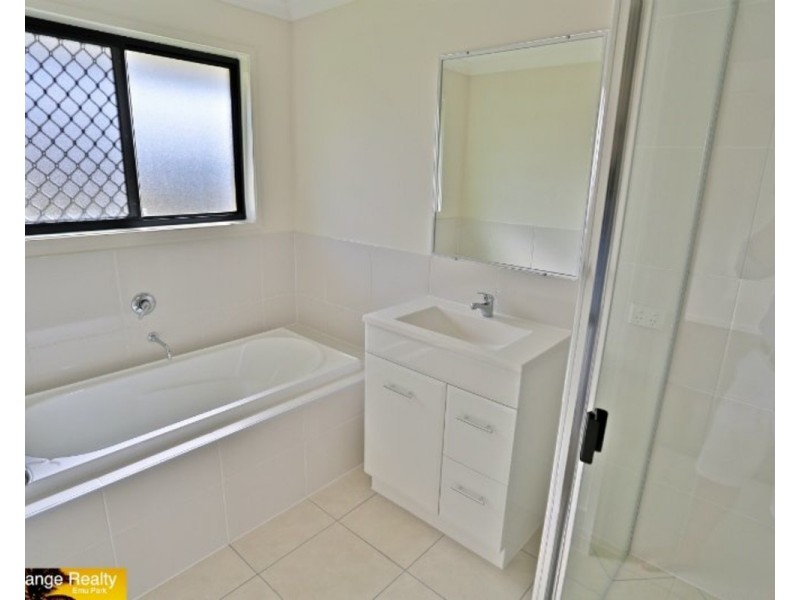 24 Beachside Circuit, Mulambin QLD 4703