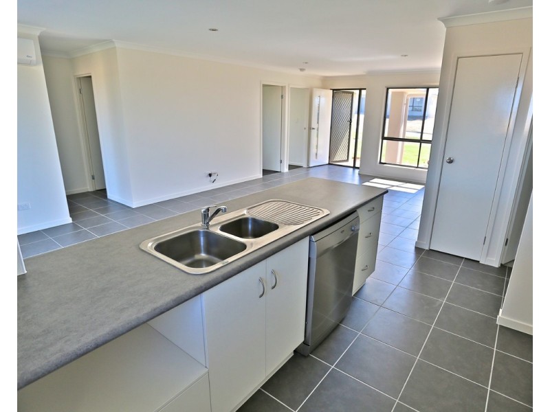 35 Timbers Beach Road, Zilzie QLD 4710