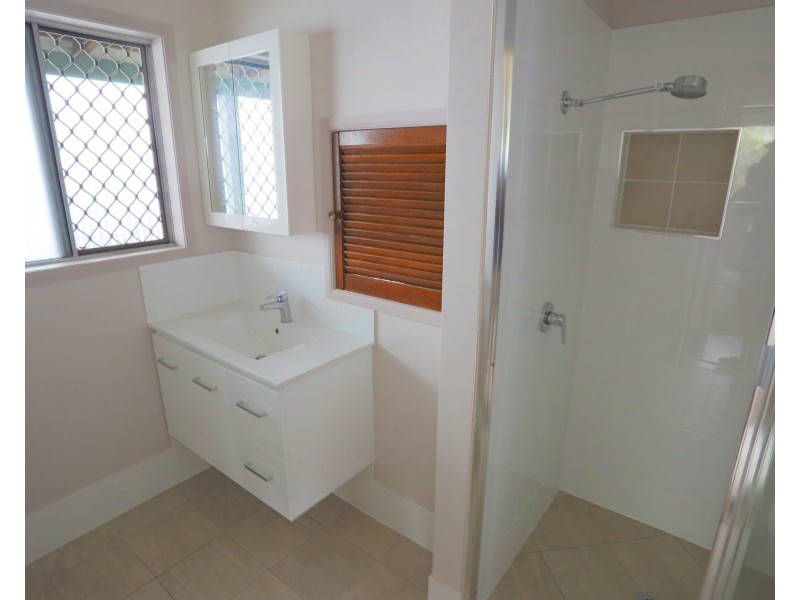2400 Emu Park Road, Coowonga QLD 4702