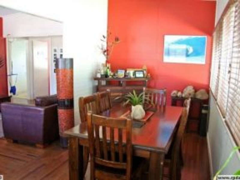 32 George Street, Emu Park QLD 4710