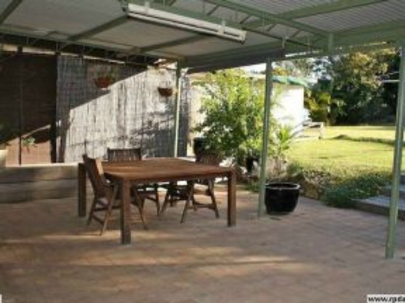 32 George Street, Emu Park QLD 4710