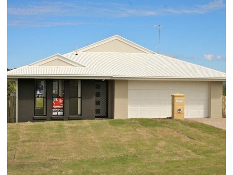 62 Falcon Crest, Zilzie QLD 4710