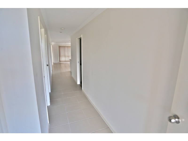 15 The Ridge Way, Zilzie QLD 4710