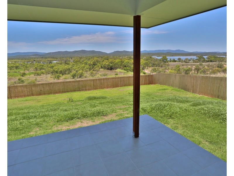44 Falcon Crest, Zilzie QLD 4710