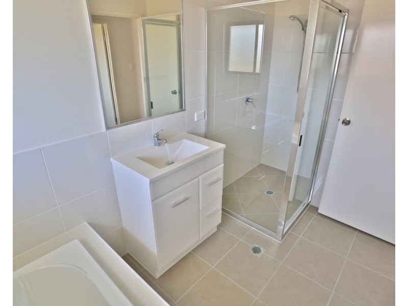 44 Falcon Crest, Zilzie QLD 4710