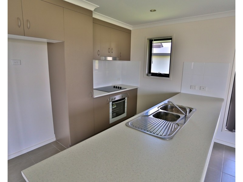 44 Falcon Crest, Zilzie QLD 4710