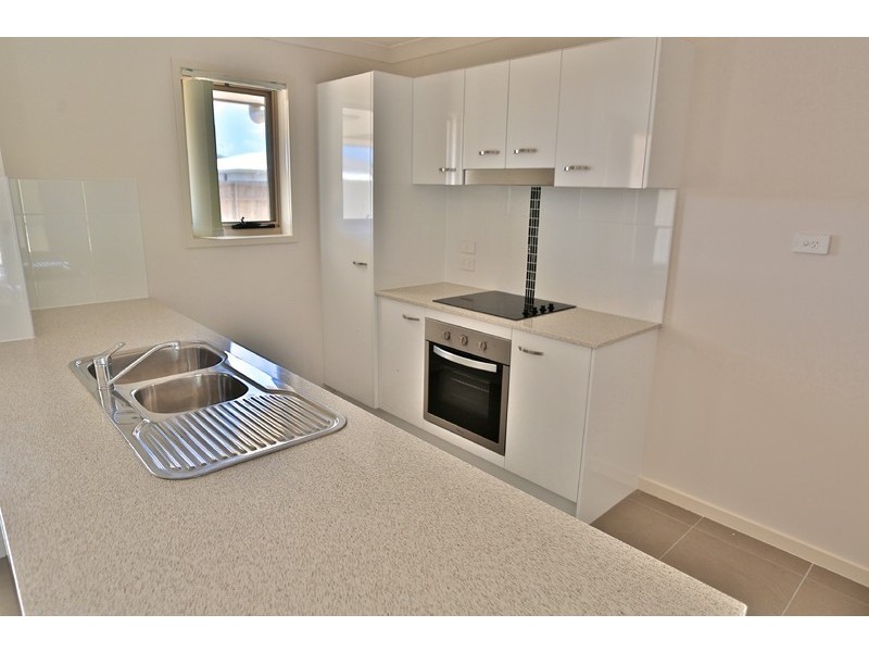 11 Beachside Circuit, Mulambin QLD 4703