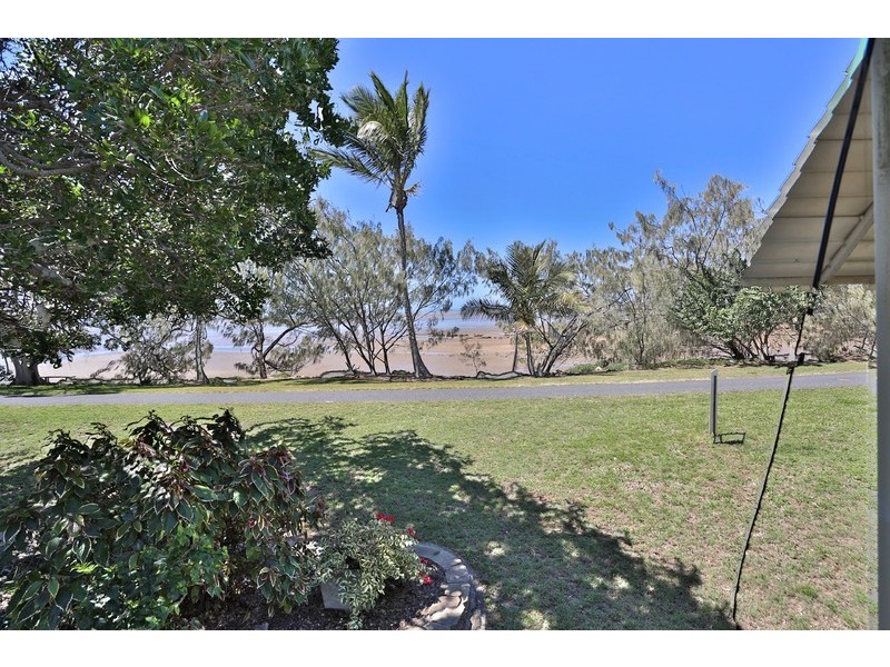 136 Schofield Parade, Keppel Sands QLD 4702
