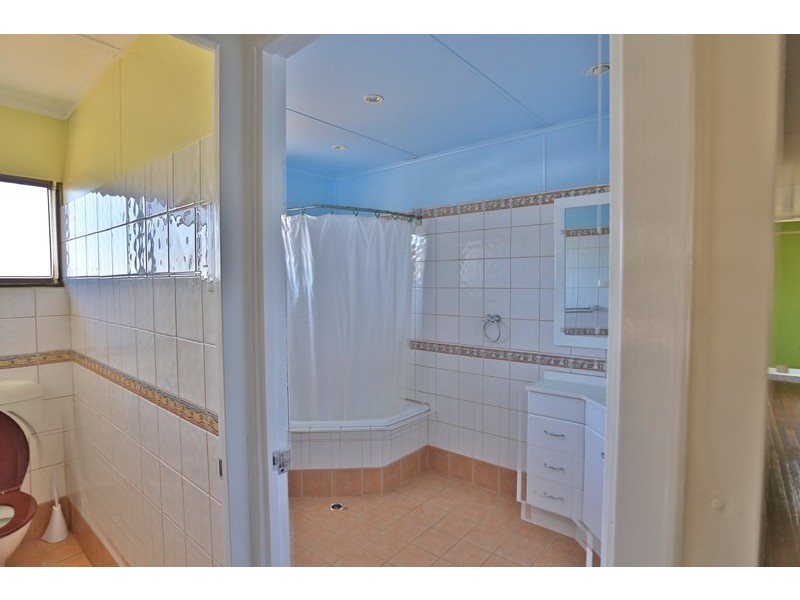 136 Schofield Parade, Keppel Sands QLD 4702