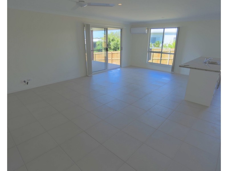 7 Hideaway Road, Zilzie QLD 4710
