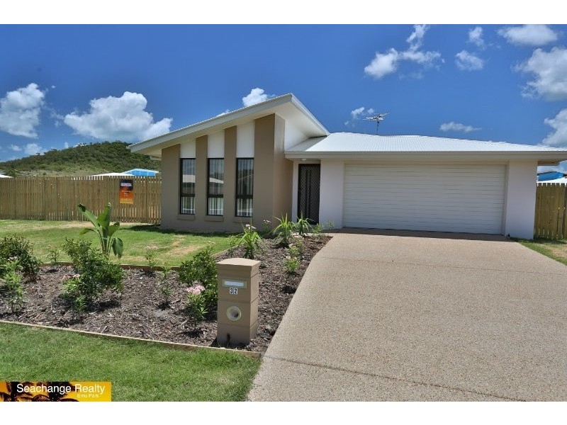 32 Outrigger Drive, Mulambin QLD 4703