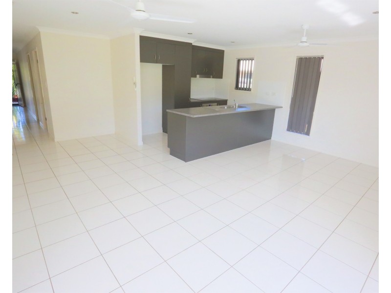 22 Beachside Circuit, Mulambin QLD 4703