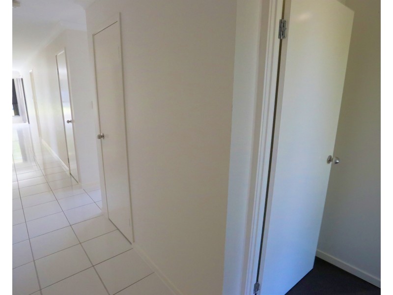 22 Beachside Circuit, Mulambin QLD 4703