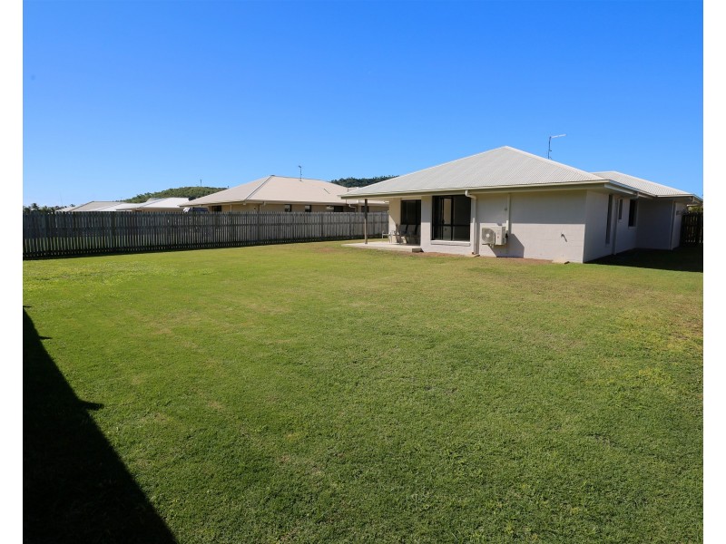 22 Beachside Circuit, Mulambin QLD 4703
