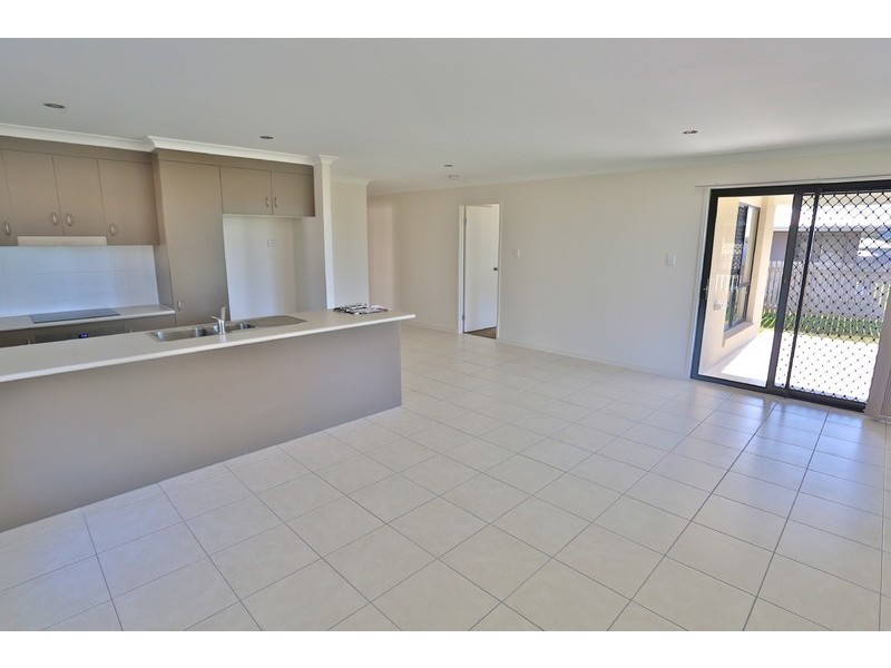 9 Eagle Heights, Zilzie QLD 4710