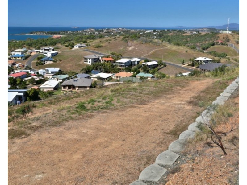 6 Livistonia Crescent, Emu Park QLD 4710