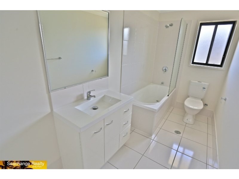 12 Falcon Crest, Emu Park QLD 4710