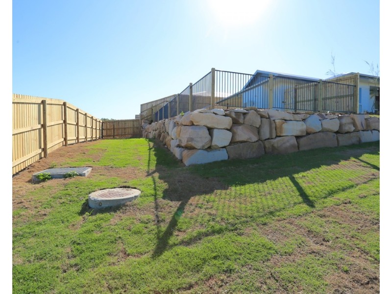1 Seaspray Drive, Zilzie QLD 4710